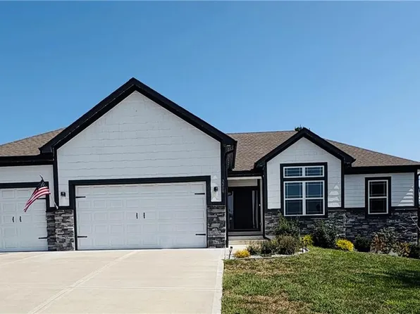 2209 Greenfield Ct, Kearney, MO 64060