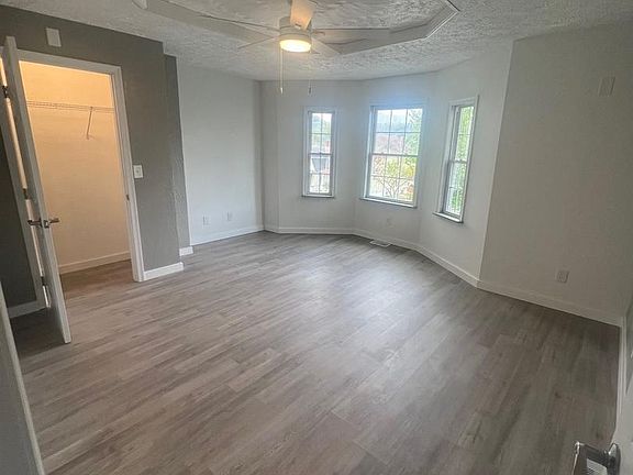 5th image of 112 Seymour St