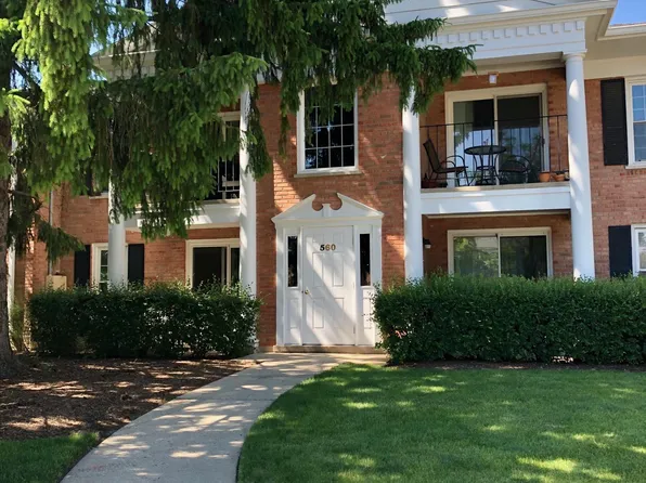 560 Shorely Dr, Barrington, IL