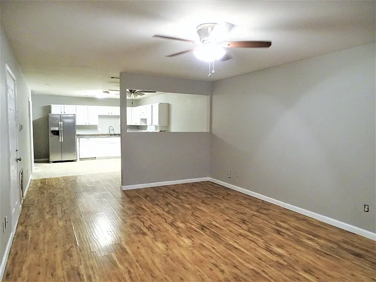 4338 Forest Point Dr — Photo 3