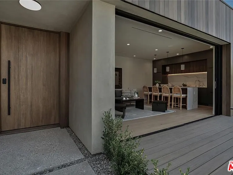 4939 Petit Ave — Photo 51
