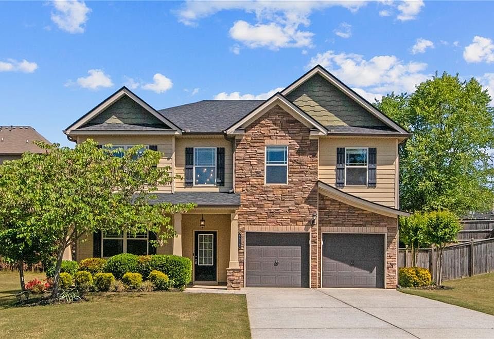 1st image of 5230 Hidden Valley Ln