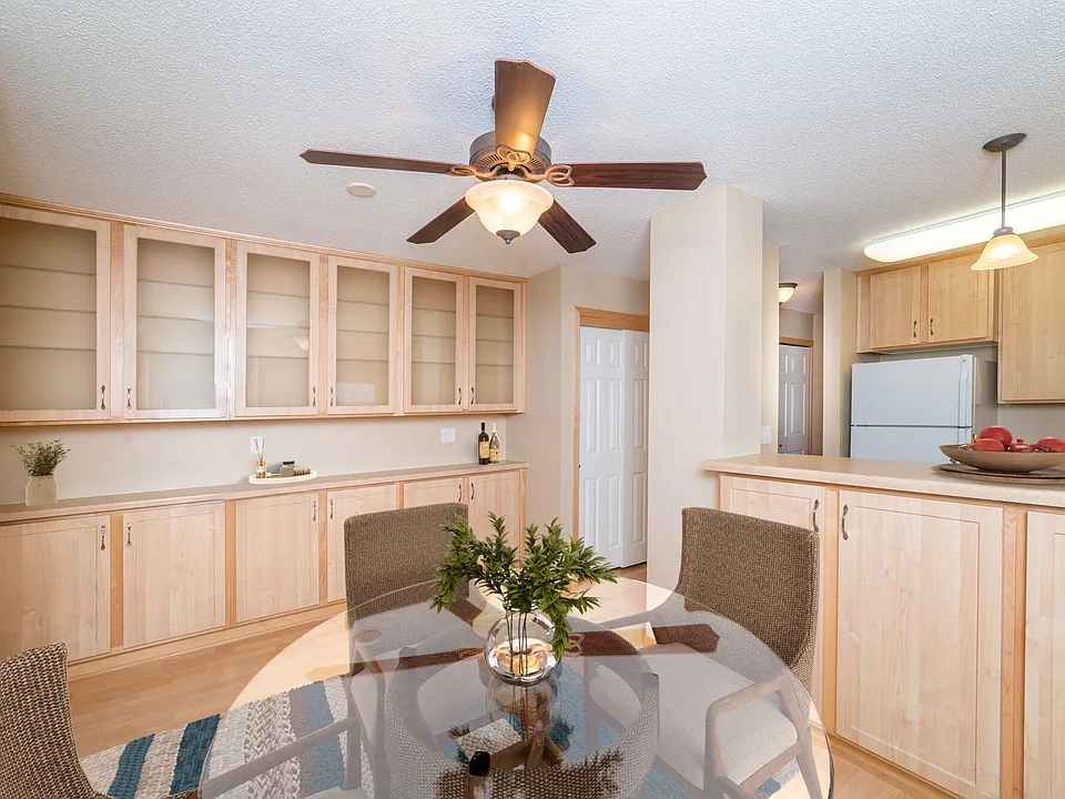 Maple Ridge Apartment Homes