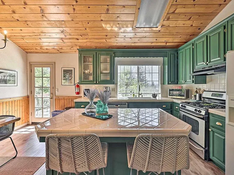360 Cedarbrook Dr — Photo 7