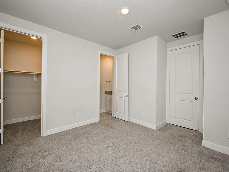 9222 Dearborn Knoll Dr — Photo 21