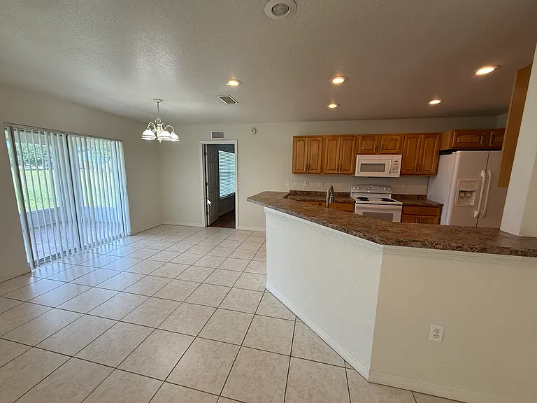 8259 Cozumel Ln — Photo 11