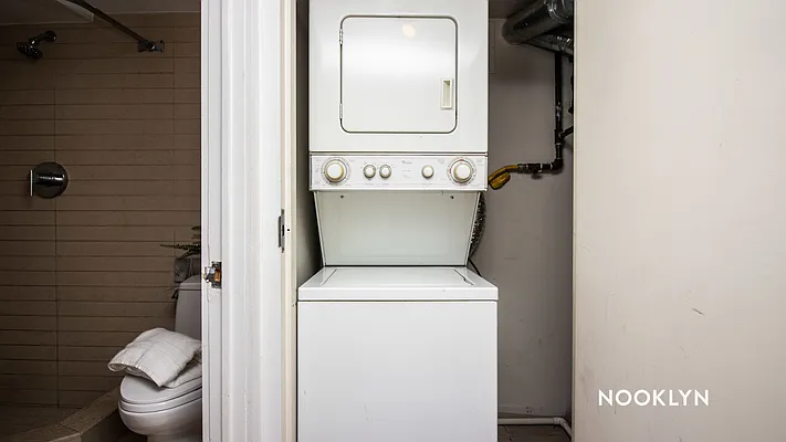 Rented by Nooklyn NYC LLC | media 39