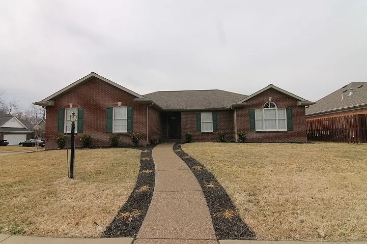 11546 Breckenridge Dr photo 1