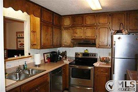 5th image of 556 Teal Ln #7