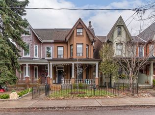 334 Crawford St, Toronto, ON M6J2V9