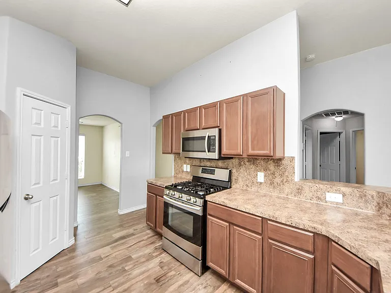 3226 View Valley Trl — Photo 13