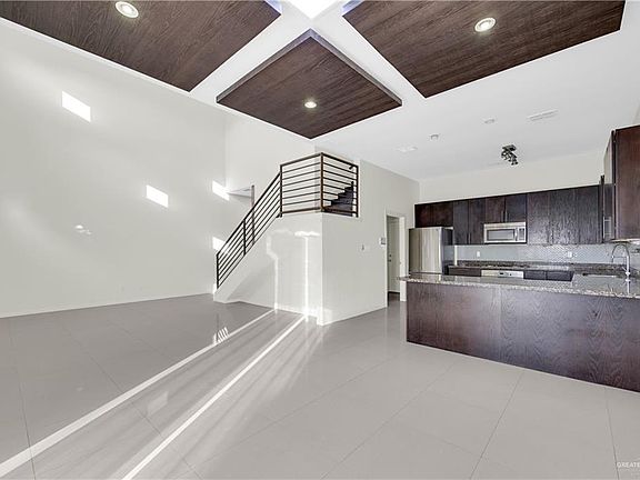 5th image of 5211 Shalom Dr