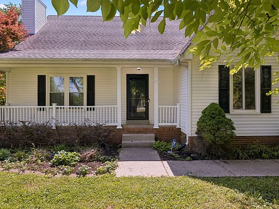 2nd image of 4643 Barfield Crescent Rd