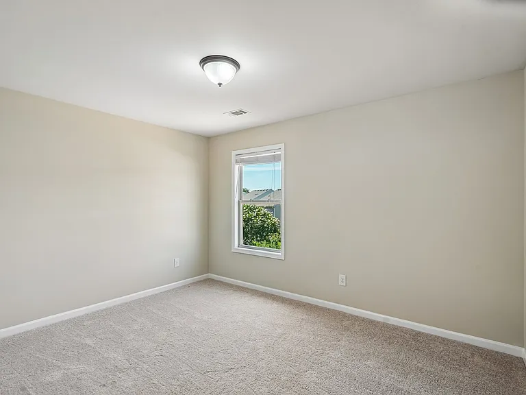 103 Highland Pointe Cir E — Photo 49