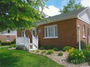 121 Piatt Ave E, Mattoon, IL 61938