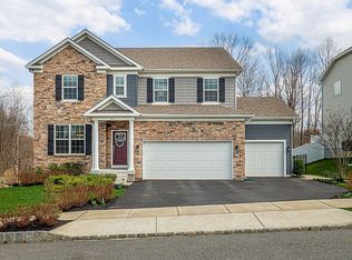 21 Harner Ct, Downingtown, PA 19335