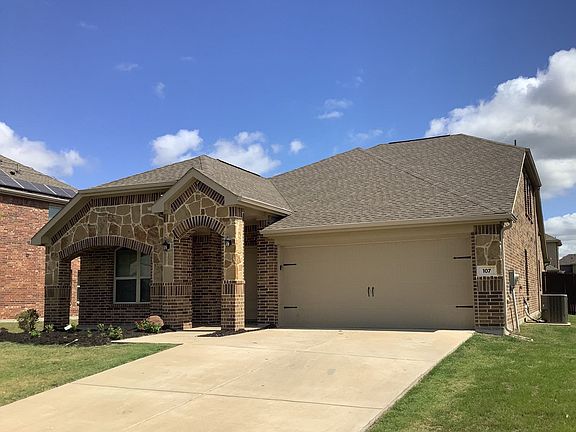 2nd image of 107 Morningstar Ln