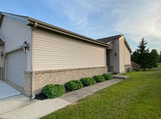 53203 Pineridge Dr, Chesterfield, MI 48051