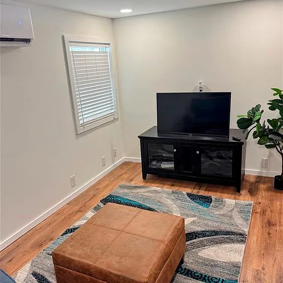 105 Del Rio Dr — Photo 8
