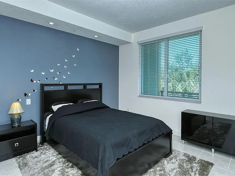 800 N Tamiami Trl #203 — Photo 22
