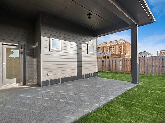 7th image of this home