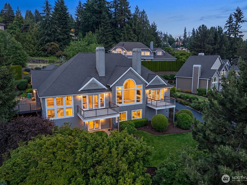 1st image of 1642 204th Avenue NE