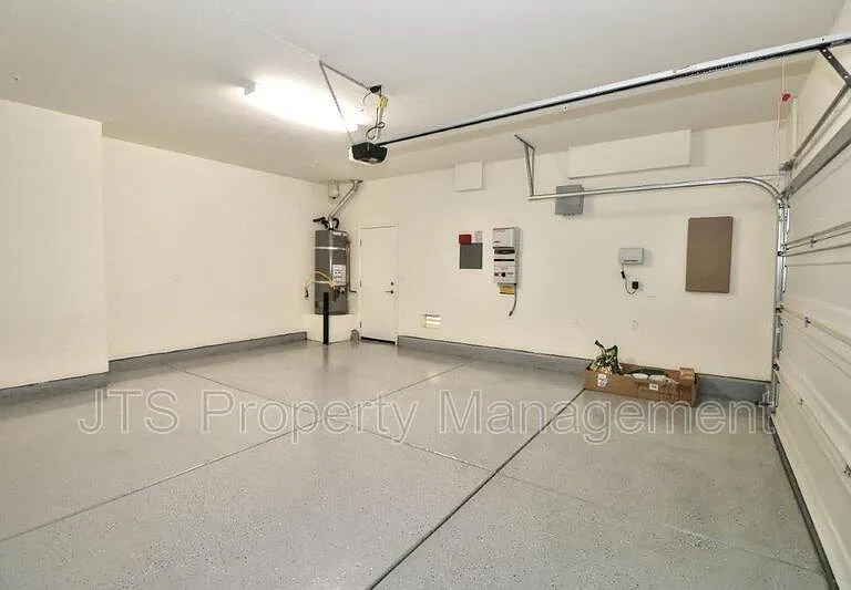 5122 Mossy Stone Way — Photo 36