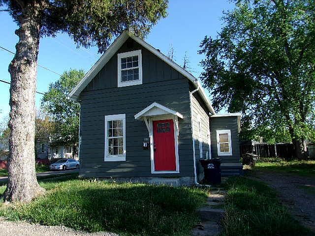 1st image of 148 Hoover St