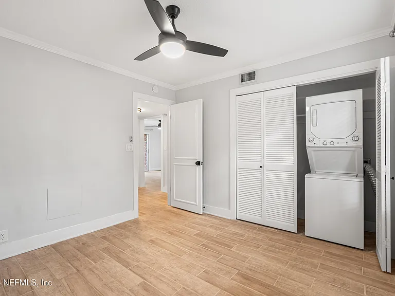 22 Comares Ave #4A — Photo 20