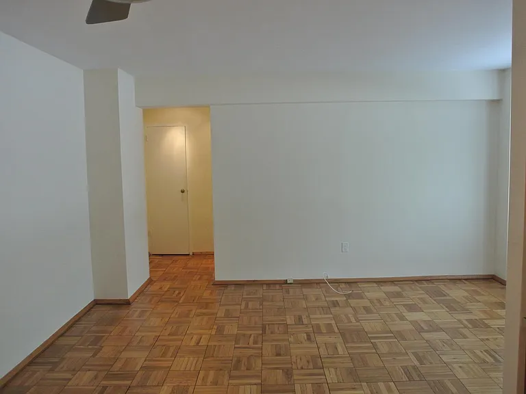 2720 Wisconsin Ave NW #304 — Photo 11