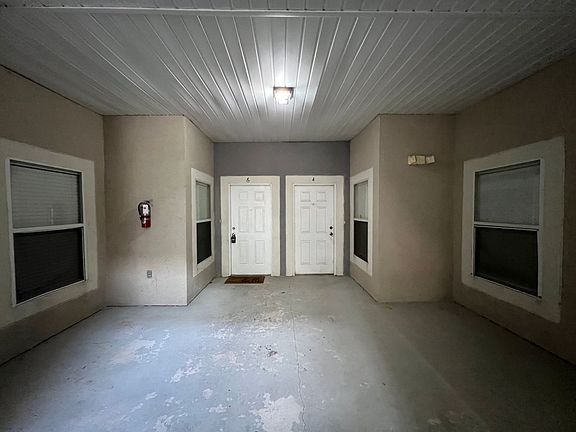 2nd image of 5151 Playpen Dr Unit 6