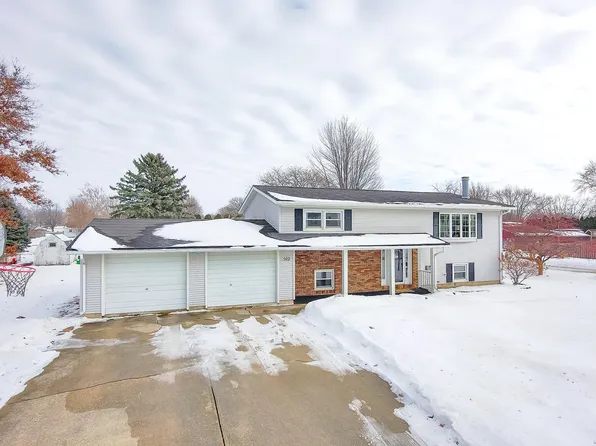 502 Malone Ave, Readlyn, IA 50668