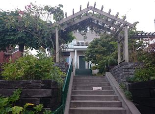 734 N 77th St, Seattle, WA 98103