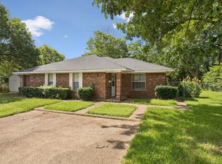 1104 & 1106 E High St, Terrell, TX 75160