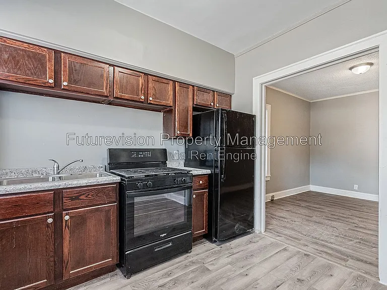 827 W Jefferson St #5-1W — Photo 3