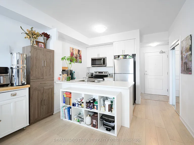 450 Dundas St E #334 — Photo 9