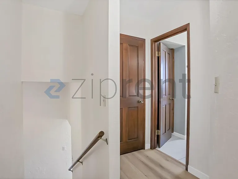 1196 Robinson Ct — Photo 33