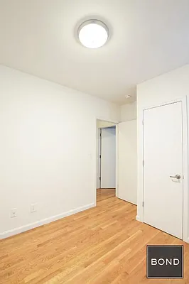 Rented by Bond New York | media 26