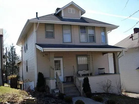 118 Taylor Ave photo 1