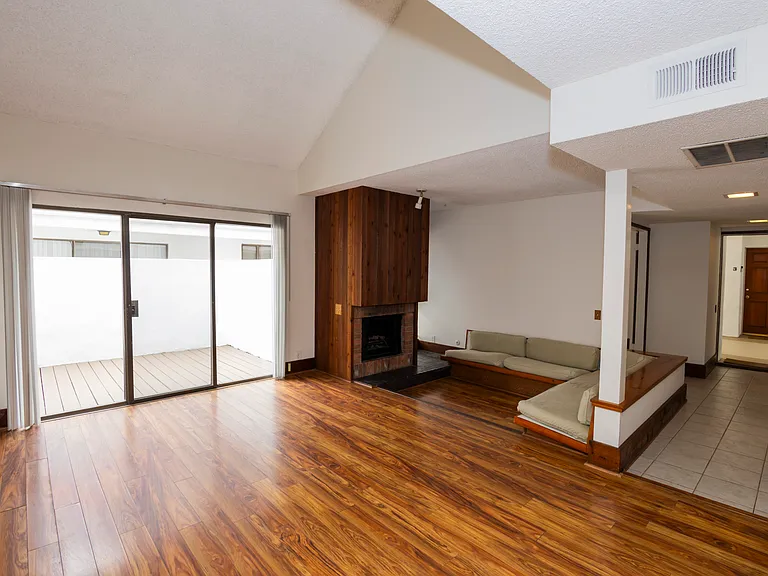 4931 Coldwater Canyon Ave #2 — Photo 8