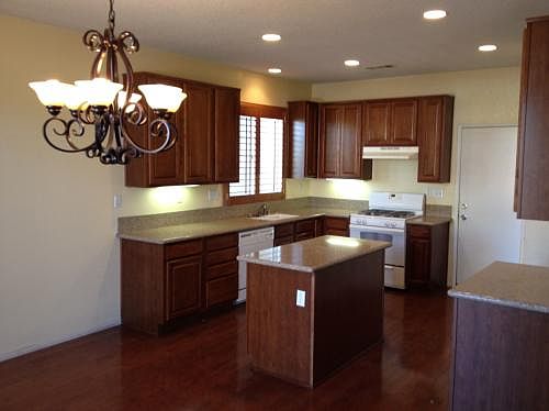 2nd image of 13756 Hanford Ct