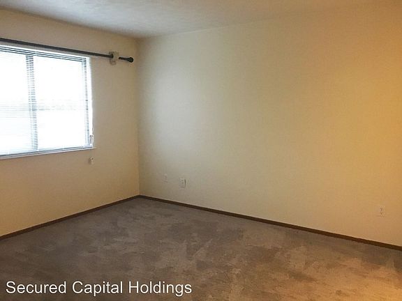 4th image of 5073 Belle Isle Dr