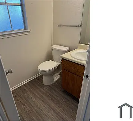 5208 Meadow Fld #4 — Photo 4