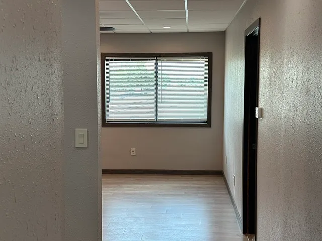 2 bed, 665 sqft, $1,000 — Photo 4