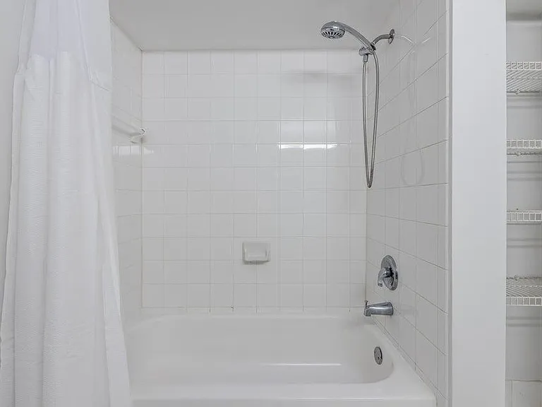 2031 Renaissance Blvd — Photo 15