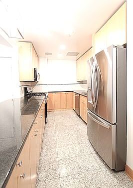 3rd image of 510 Broome St APT 4E