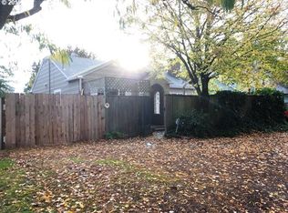 385 River Rd, Eugene, OR 97404