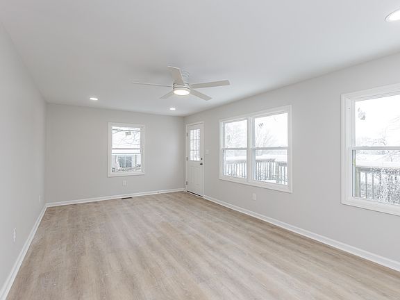 5th image of 312 Macey Ave