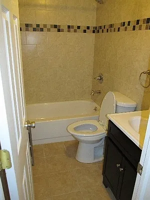 Rented by FlatFinders Realty | media 1