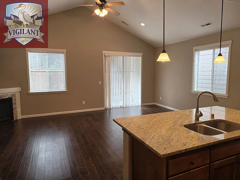 2605 NE 130th Ct — Photo 30